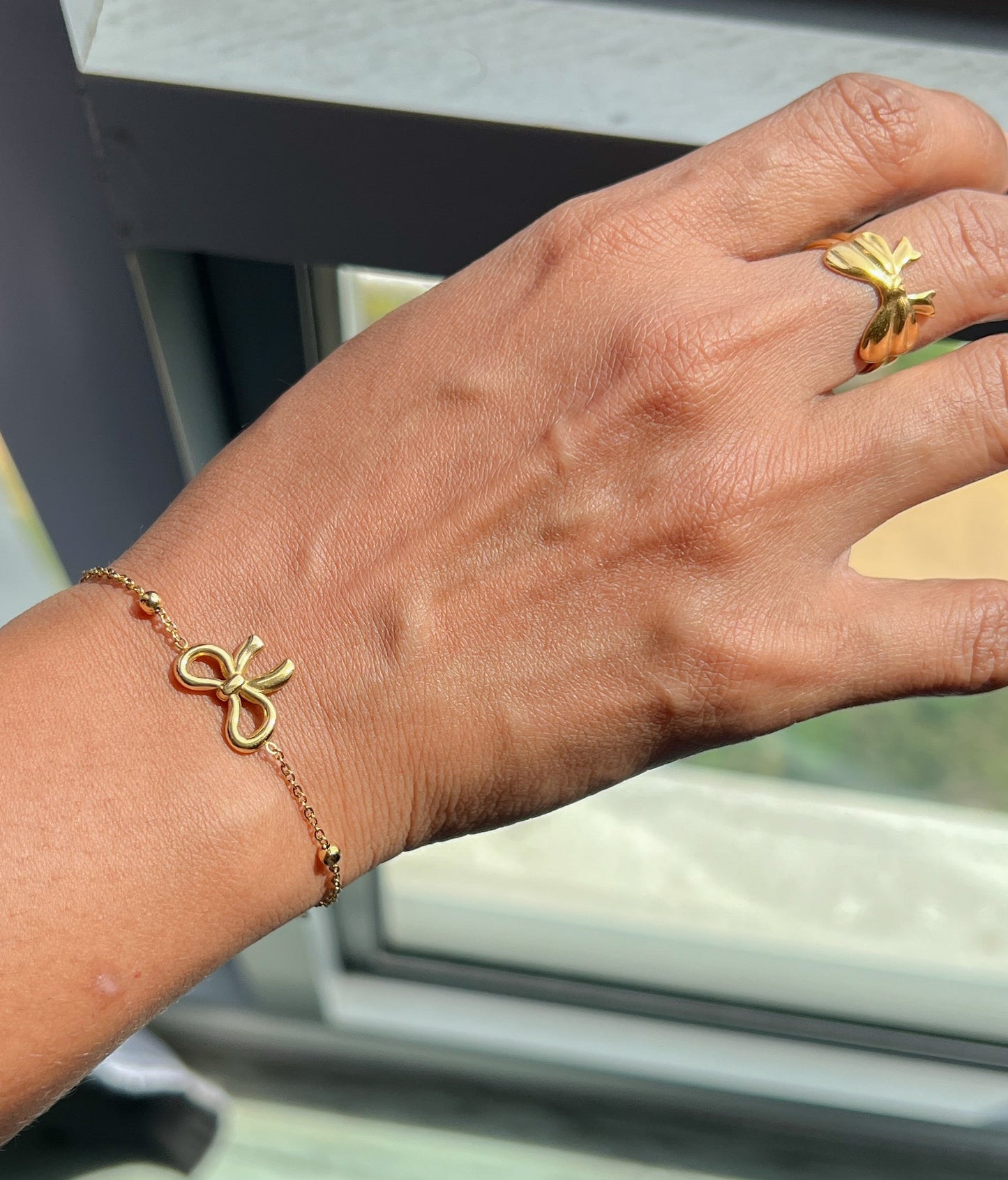 Bow Bracelet