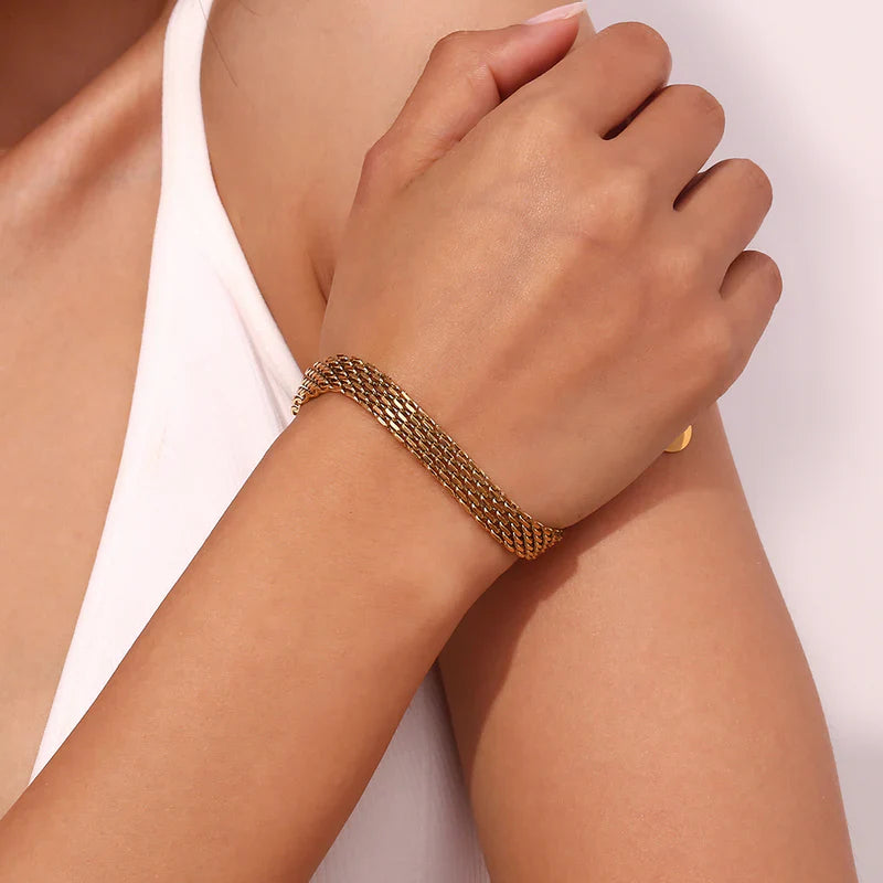 Golden Bray Chic Bracelet