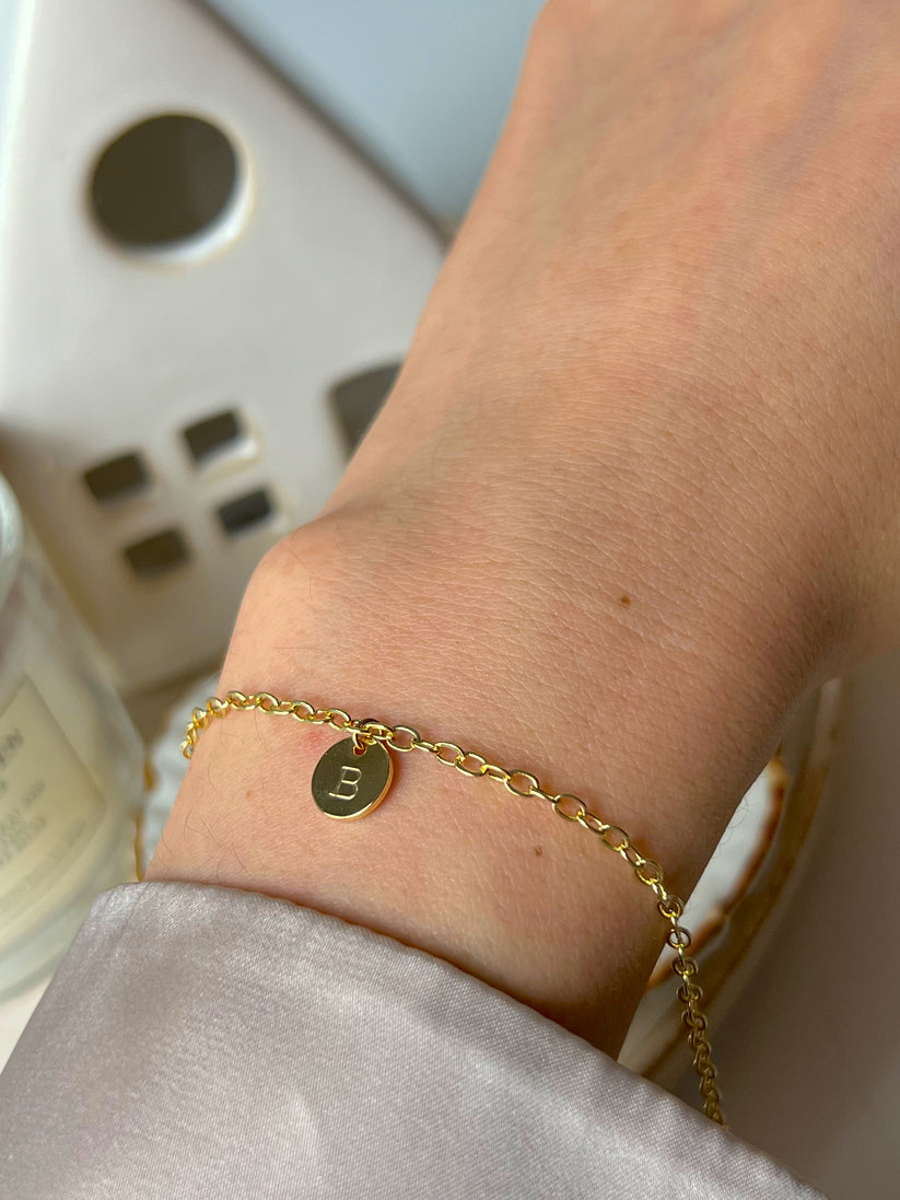 Custom Initial dainty Bracelet