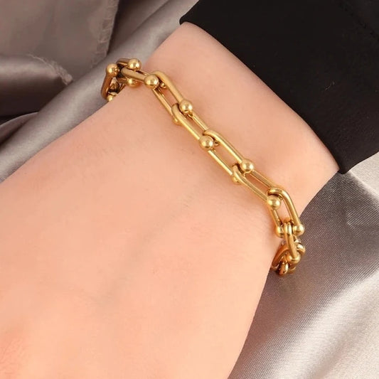 U golden chic bracelet
