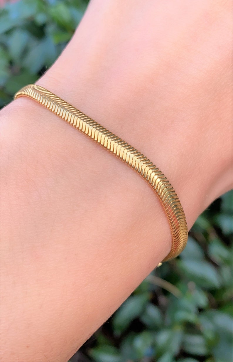 Classic snake chain bracelet